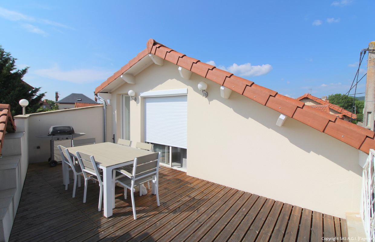 YssaclaTourette {l'agence} Ref 1893